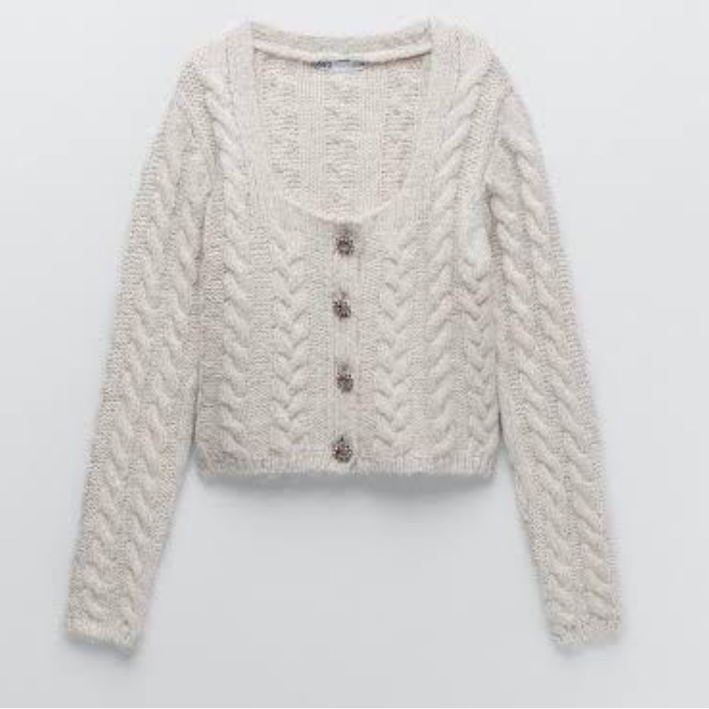 NWT Zara cable knit top-MEDIUM.  Oversized for a medium